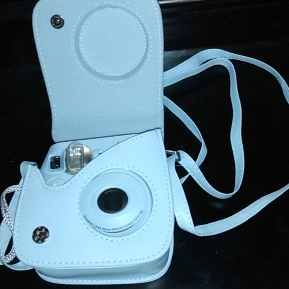 Instant camera - Picture 4 of 6